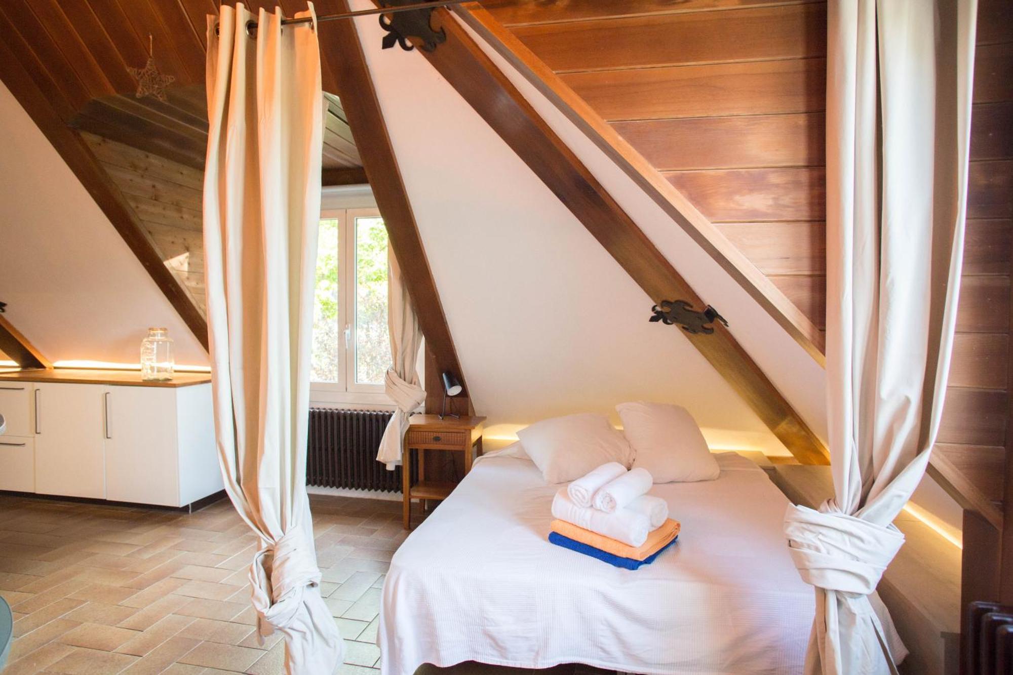 Attic Dels Sentits Otel Perafita Dış mekan fotoğraf